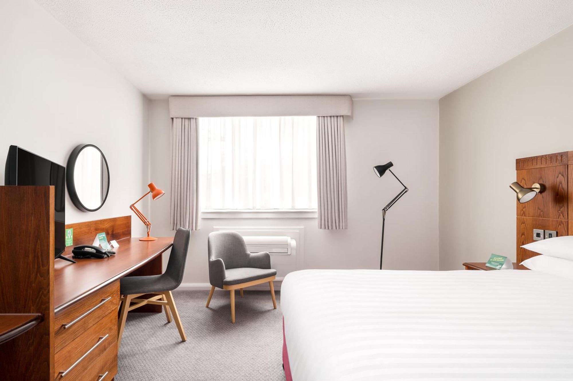 Holiday Inn Northampton By Ihg Екстериор снимка